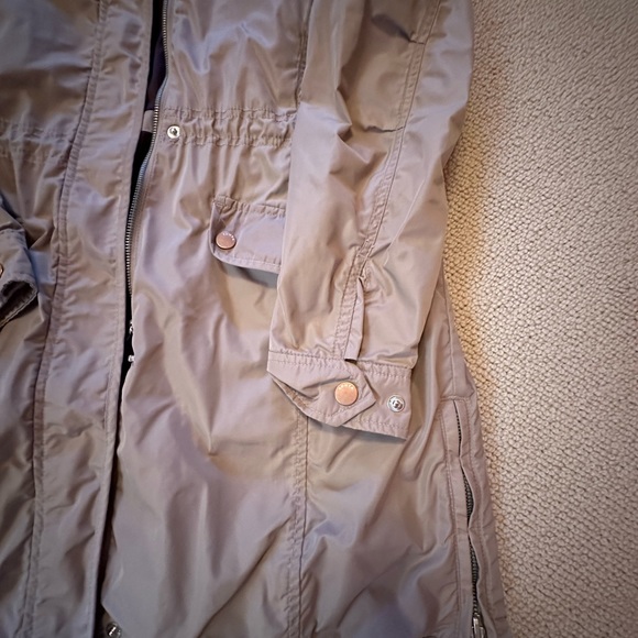 Luhta coat with detachable hood - Picture 8 of 11